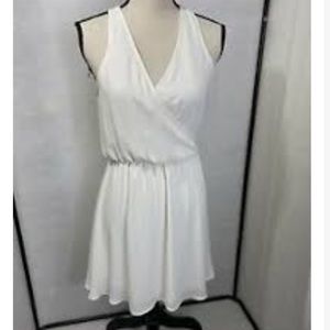 Lush off-white v-neck halter dress - XS